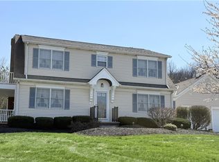 8160 Buckboard Ln, Mentor, OH 44060