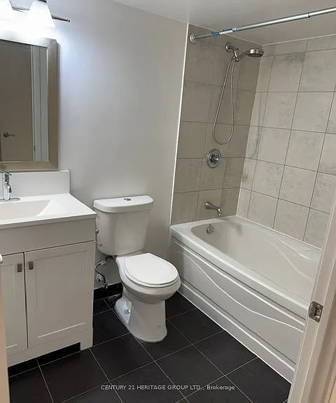 2181 Yonge St #1909 — Photo 20