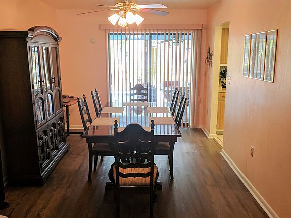 4th image of 17141 Johnston Dr