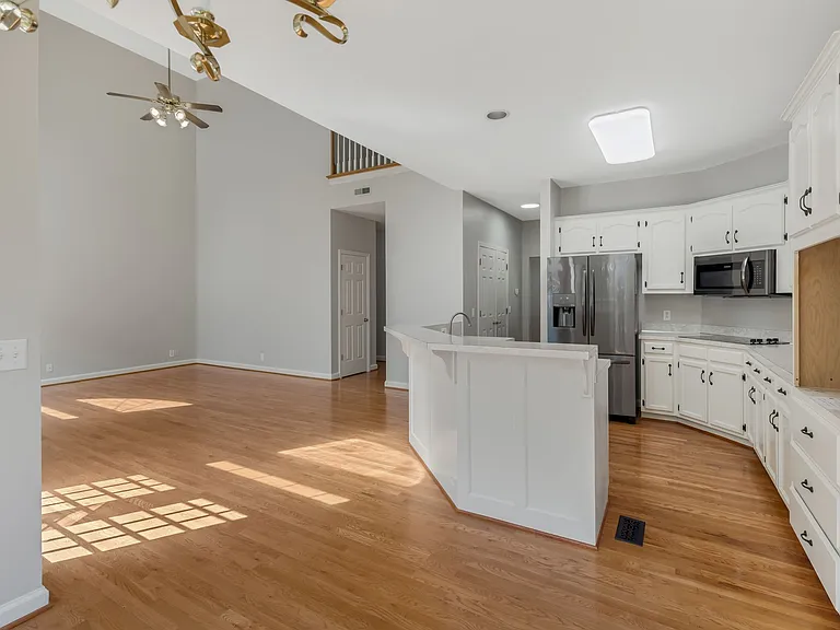 413 Madia Vale Dr — Photo 42