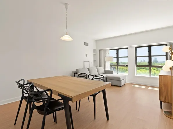 931 Massachusetts Ave APT 606, Cambridge, MA 02139
