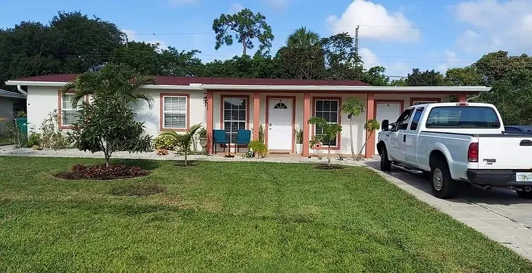 2 bed, 1000 sqft, $1,750 — Photo 2