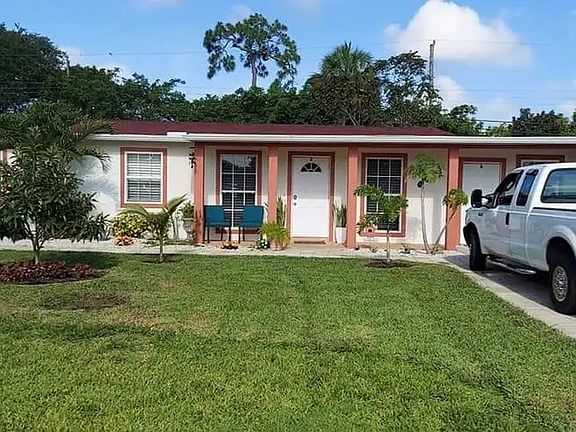 2nd image of 931 Coconut Cir W #B