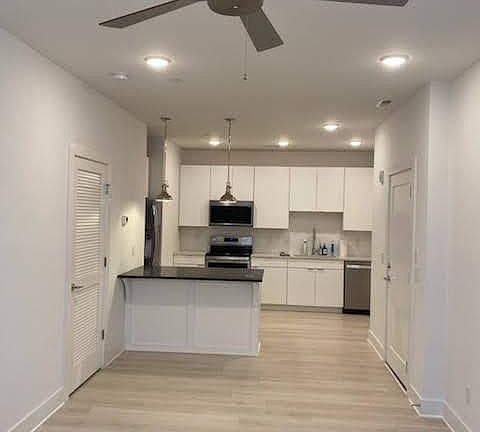 2nd image of 1608 Marshall Hollow Dr APT 103