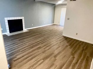 Sunridge Townhomes, Fresno, CA 93726