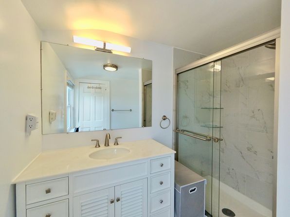 23 Mohawk Ave #2