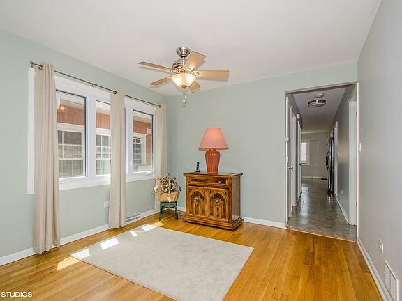 5th image of 4436 N Major Ave
