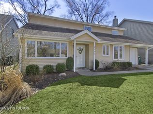 2241 Oak Ave, Northbrook, IL 60062