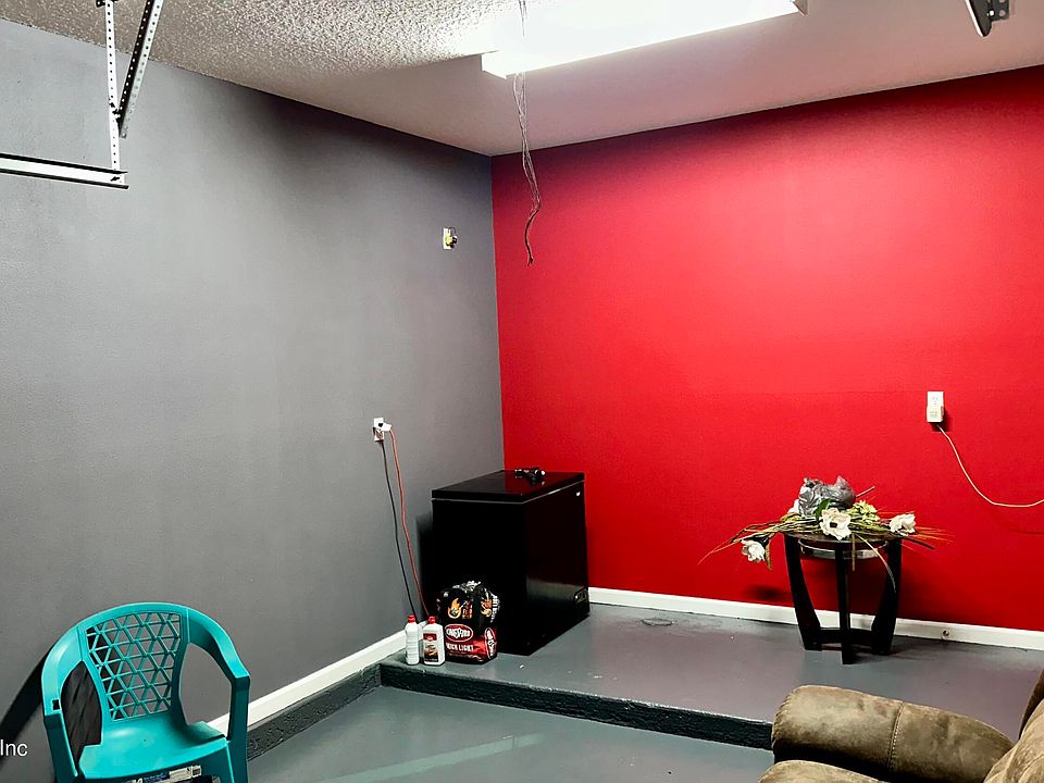 2nd image of 3622 DREW Street