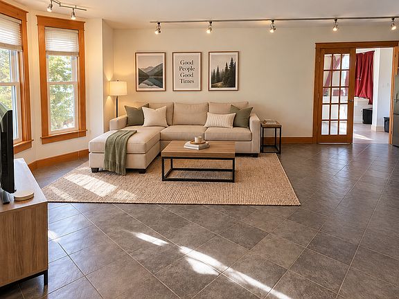 3rd image of 227 Main St #D