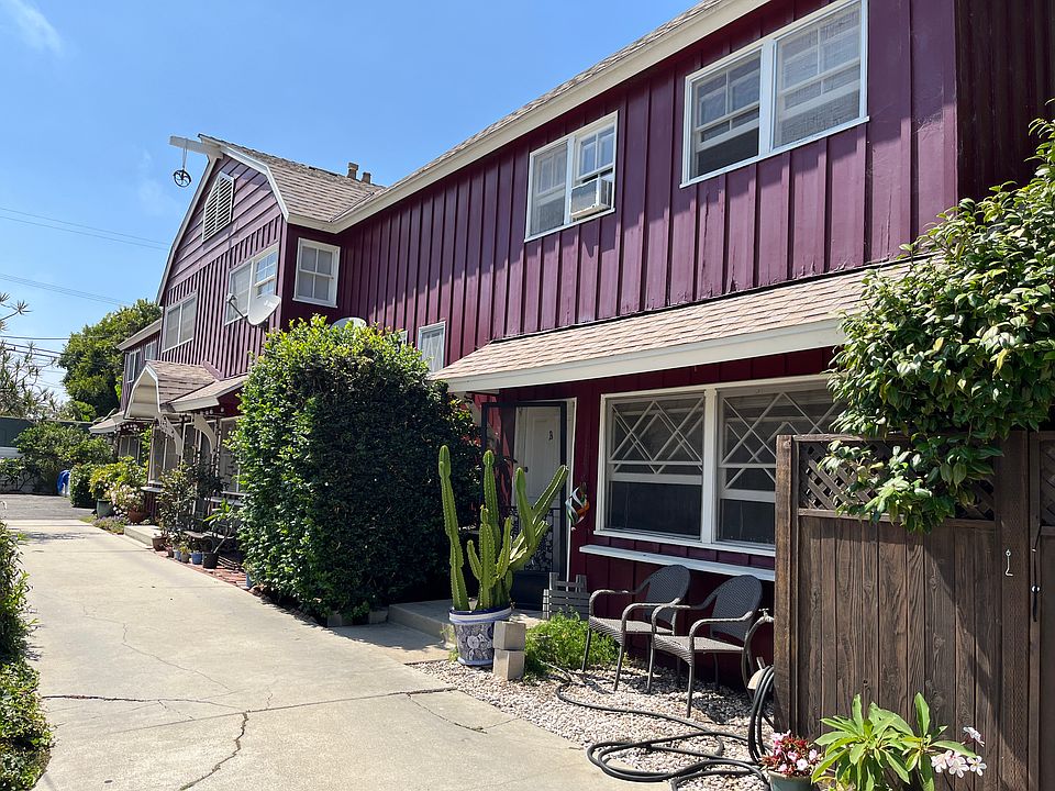 4 Unit Apartment building