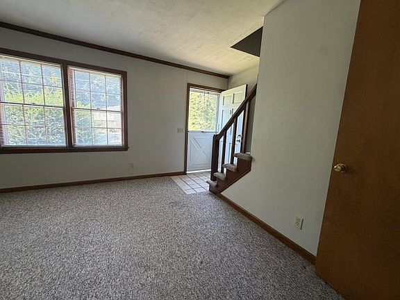 5th image of 57 Sunrise Rd