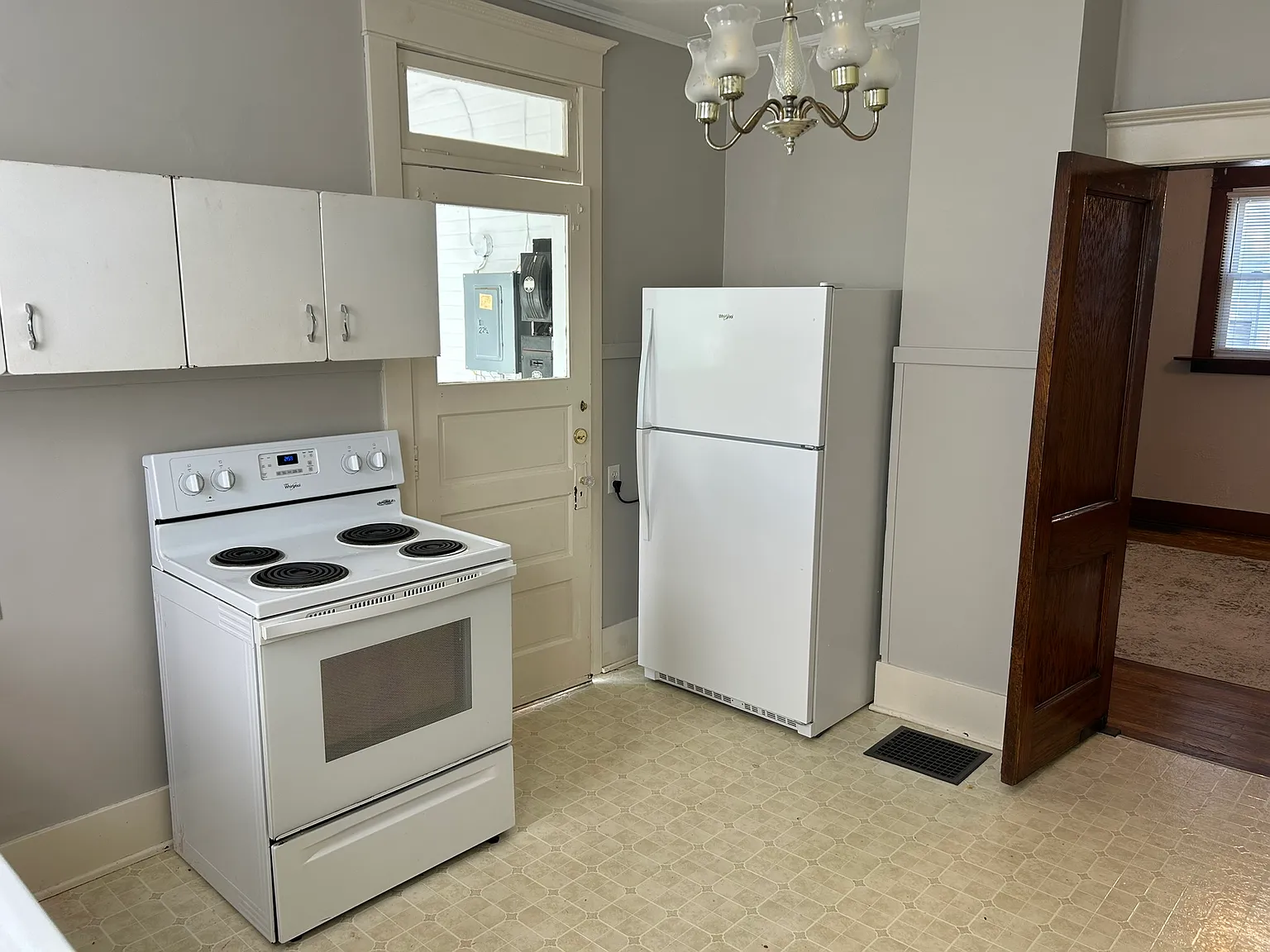 2 bed, 1200 sqft, $850 — Photo 4