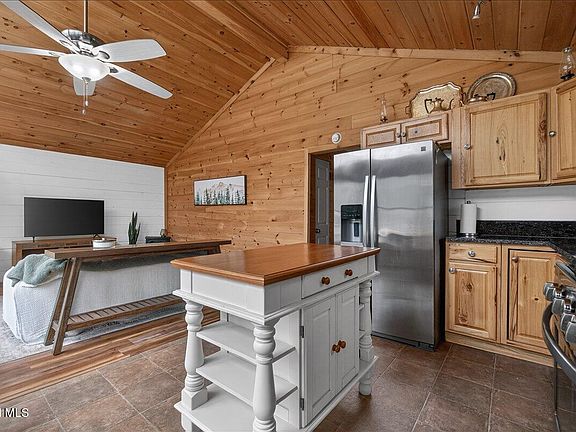 3rd image of 12 Minder Road