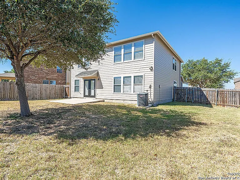 4910 Larkhill Farm — Photo 3