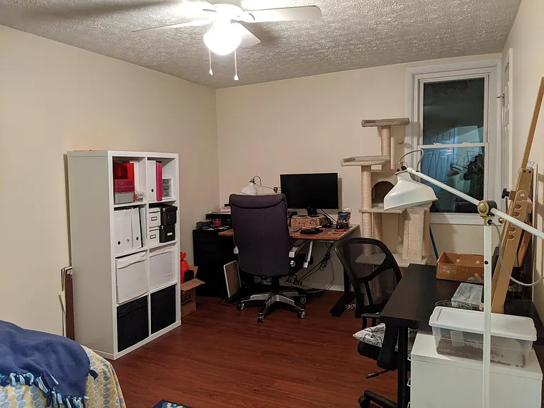 35 W Ramlow Aly — Photo 6