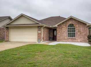 126 Arrowhead Dr, Greenville, TX 75402