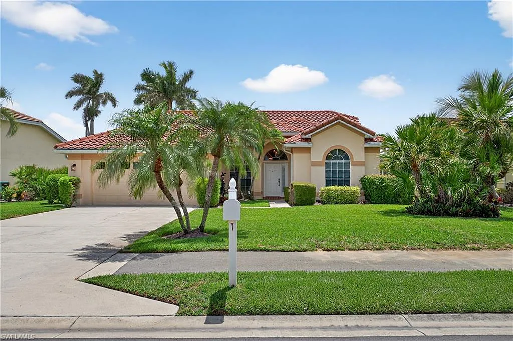 3 bed, 2.0 bath, 1659 sqft, $4,500 — Photo 2