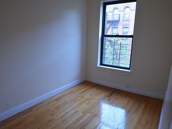 5th image of 446 W 164th St APT 14