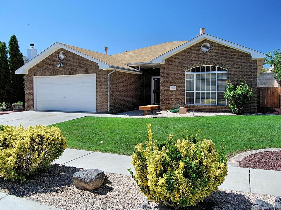 1st image of 7521 Primrose Dr NW