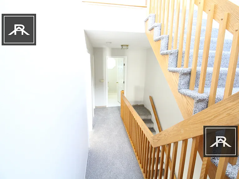 3 Raymond St — Photo 9