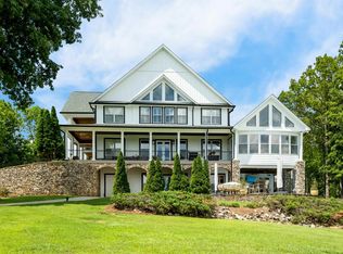 280 Meadow Lake Cir, Calera, AL 35040