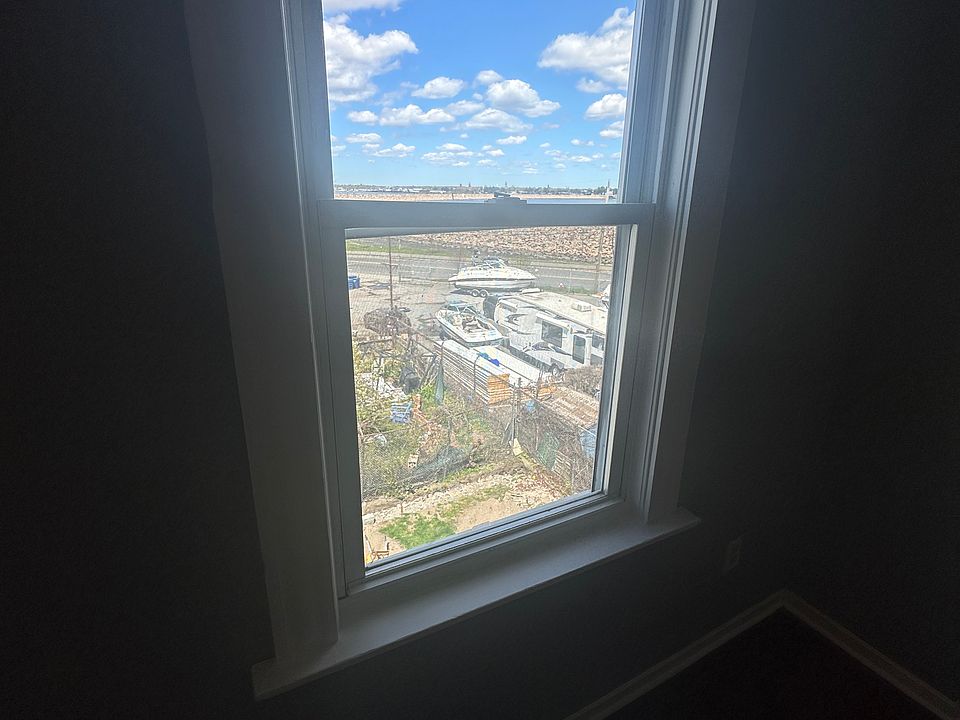 1st image of 12 Cleveland St APT 3