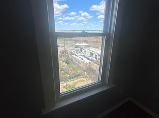 12 Cleveland St APT 3, New Bedford, MA 02744
