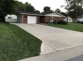 708 W Poplar St, Mascoutah, IL