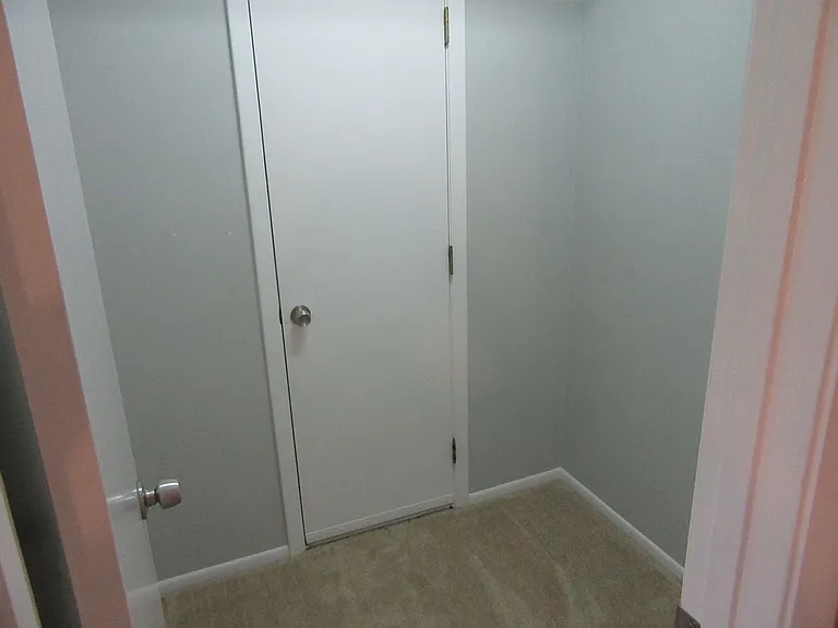 1113 Arthur Ave — Photo 29