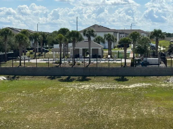 386 Madison Dr, Davenport, FL 33837
