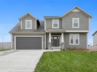 21713 Johnson Ct, Spring Hill, KS 66083