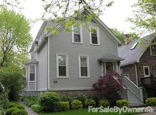 140 Rockford Ave, Forest Park, IL 60130