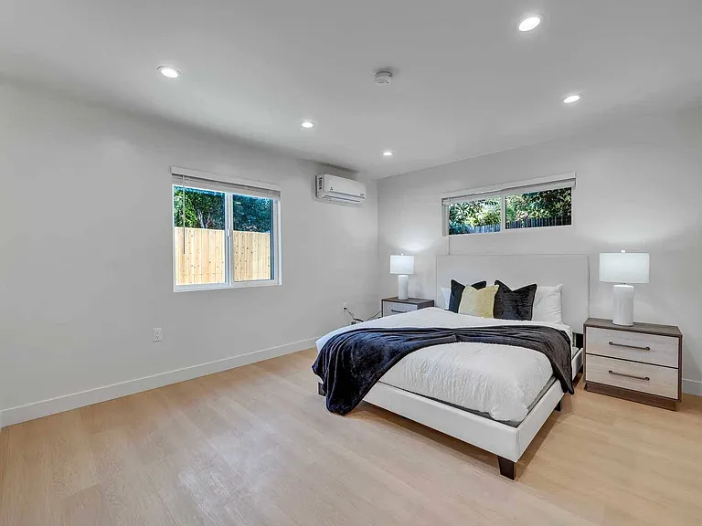 15335 Lemay St — Photo 5