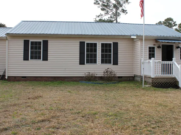 333 Miller Boulevard, Havelock, NC 28532