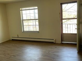 1566 & 1588 Coventry St #1, Akron, OH 44301