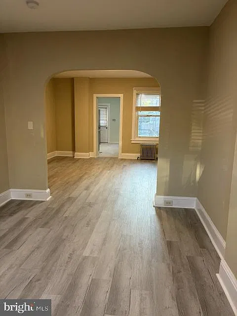 2 bed, 1.0 bath, 1156 sqft, $2,000 — Photo 2
