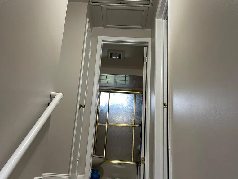 12836 Pomona Dr — Photo 20