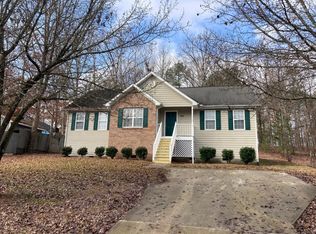 905 Alpha Dr, Durham, NC 27703