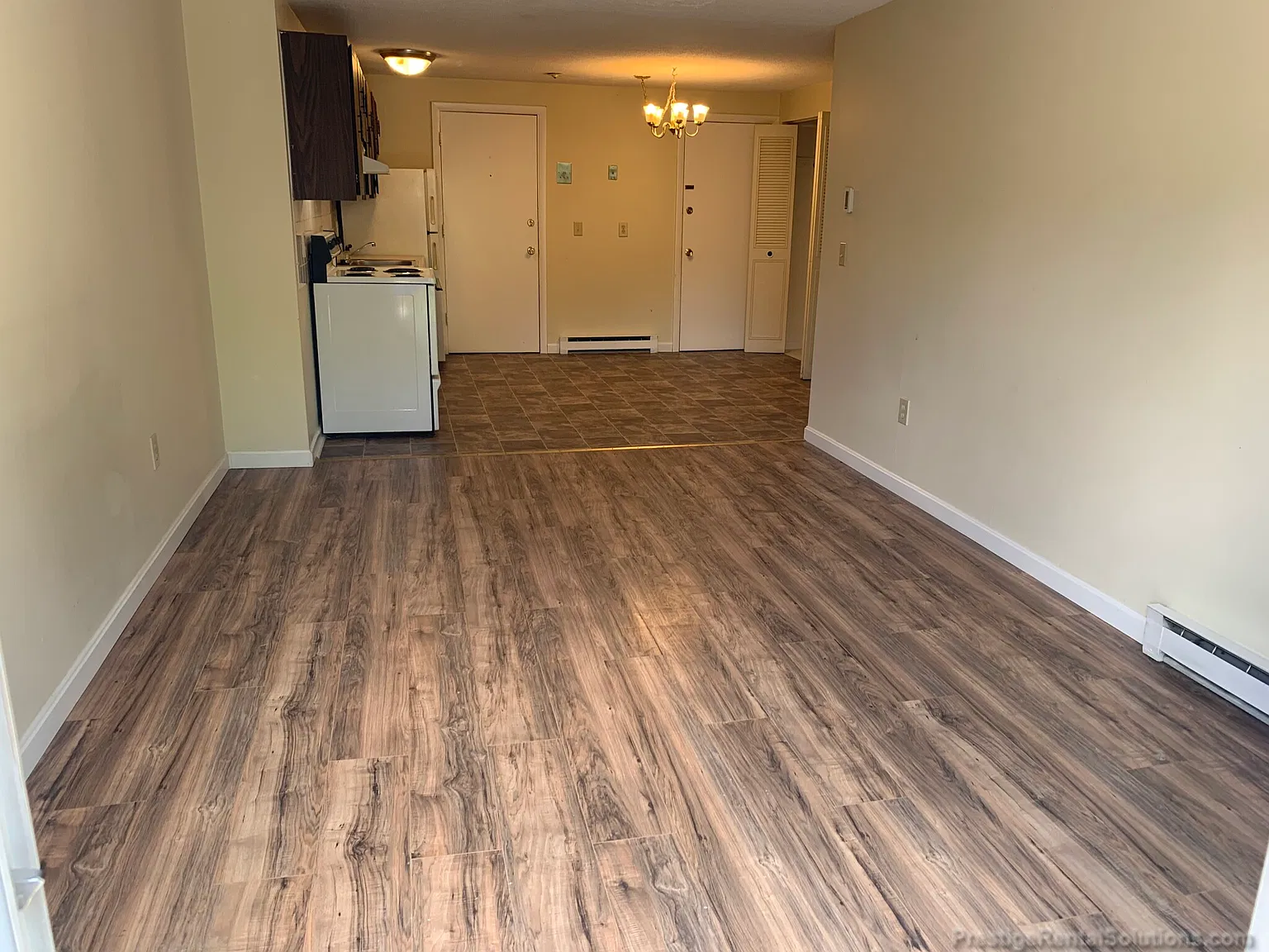 1 bed, 1.0 bath, 610 sqft, $1,525 — Photo 2