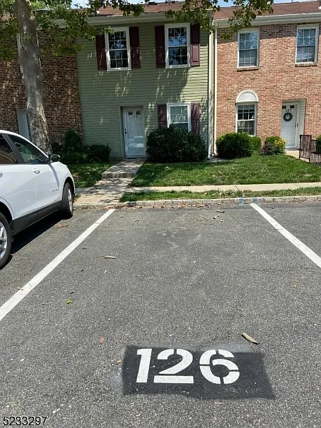 2 bed, 2.5 bath, 1254 sqft, $3,300 — Photo 1