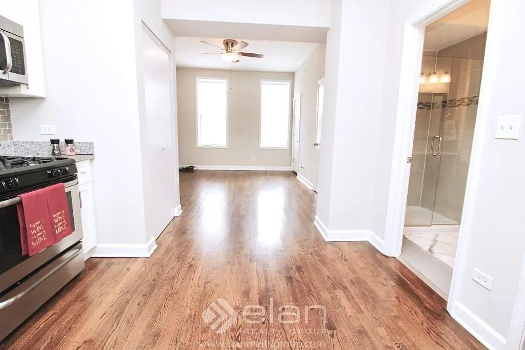 Building Photo - 2014 W McLean Ave #1F
