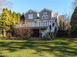 3 Fieldstone Ln, Oyster Bay, NY 11771