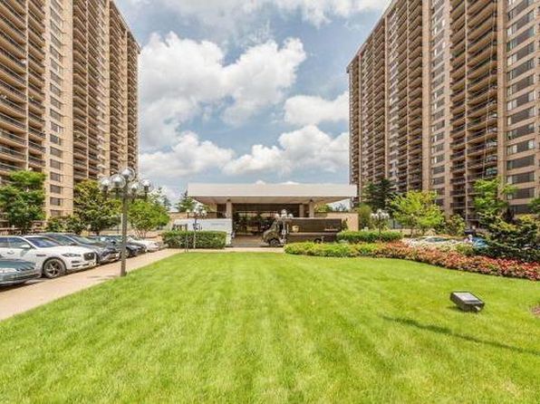 3705 S George Mason Dr