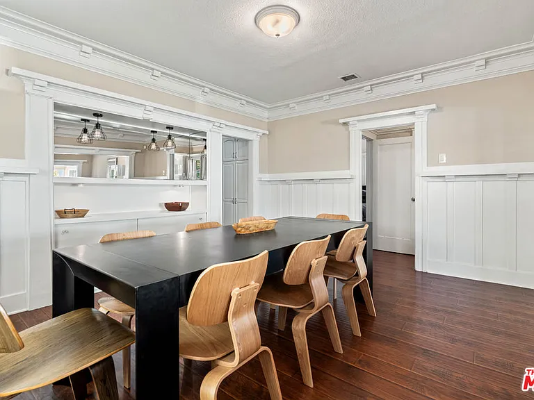 607 N Gramercy Pl — Photo 10