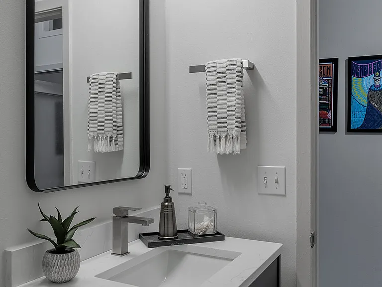 American Can Apartments — Photo 10