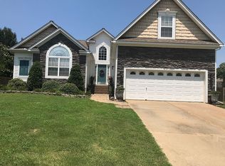 1 Franklin Meadow Way, Greer, SC 29651