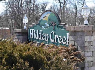 7674 Hidden Creek Ln, Roscoe, IL 61073