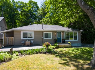5 Bells Park Rd, Wasaga Beach, ON L9Z 2X2