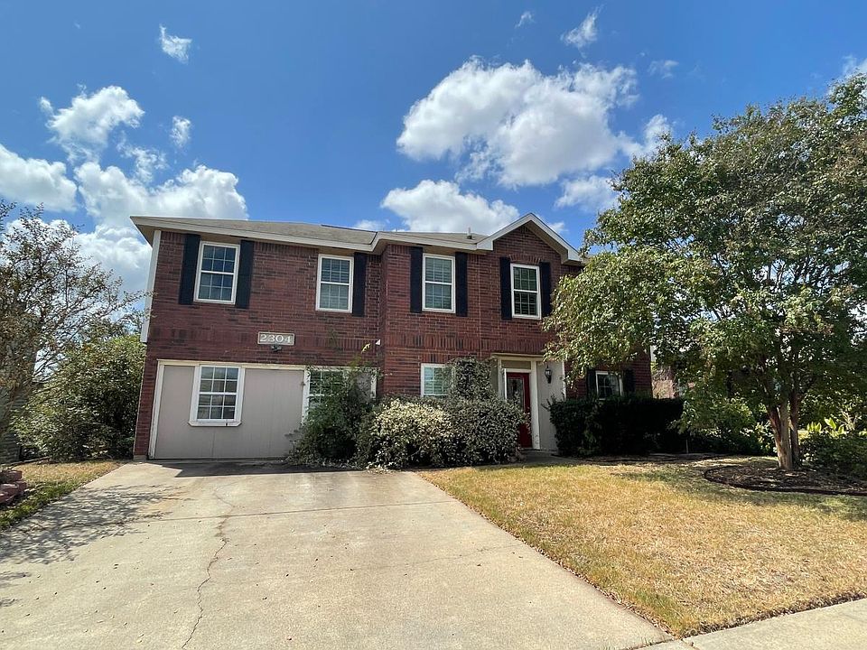 1st image of 2304 Bluebonnet Dr